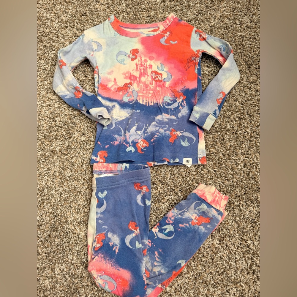 GAP Kids Fantasy Castle Pajamas - Blue and Red